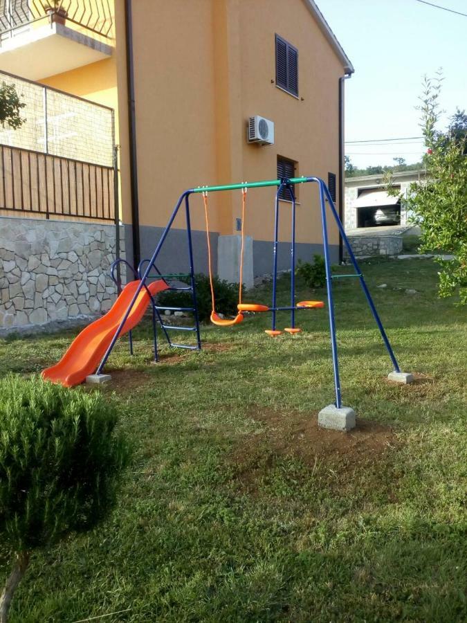 Apartman Knapic Koromačno Екстериор снимка